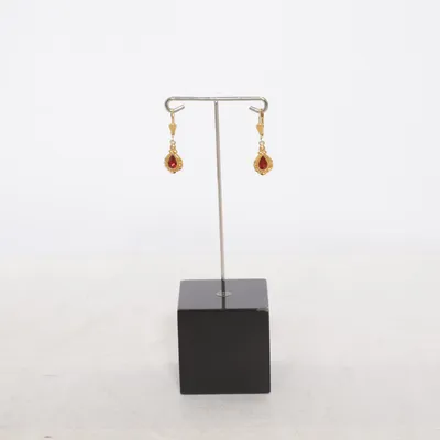 Oorbellen (Goud, Rood) Onbekend materiaal