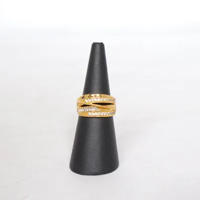 Ring (Guldfärgad) Okänd metall