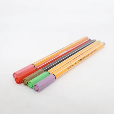 Stylo (point 88) de Stabilo