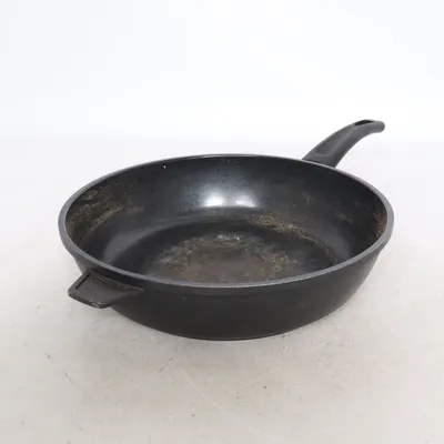Frying pan (Black) from Koi