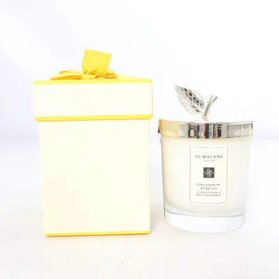 Doftljus (English Pear & Freesia) från Jo Malone