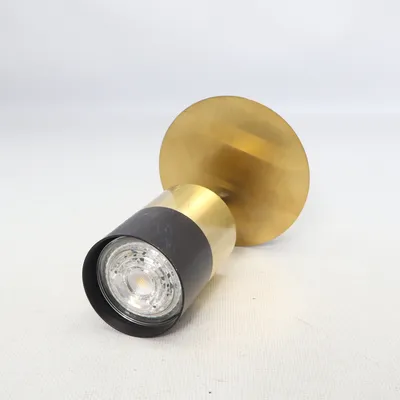 Spotlight (Black, Gold) from Brilliant