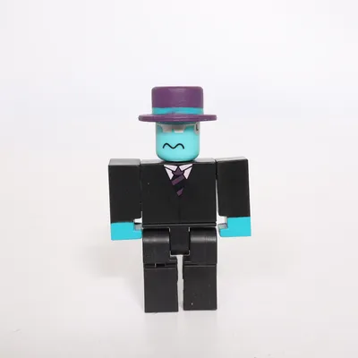 Leksaksfigur (Svart, Lila, Grön) från Roblox