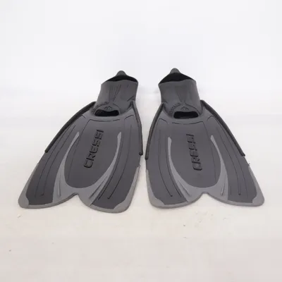 Vattensportsutrustning (Svart) från Cressi