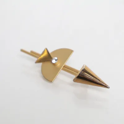 Brosch (Guldfärgad) Okänd metall