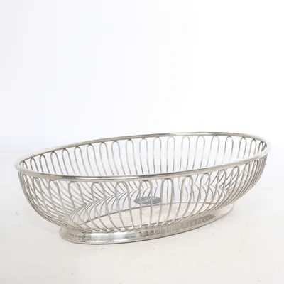Brödkorg (Silverfärgad) från Alessi