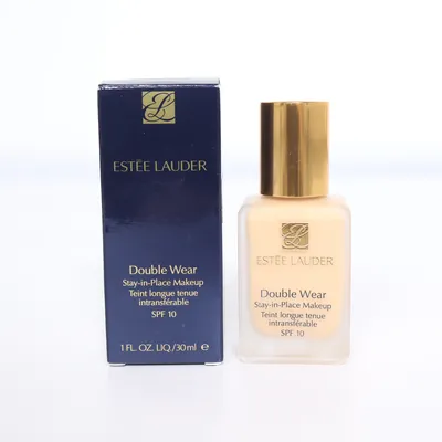 Foundation (Double wear) från Estée Lauder