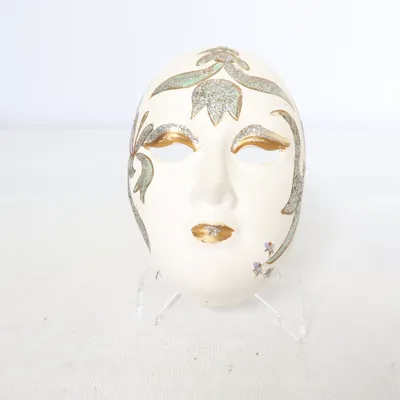 Wall decor (White, Multicolored)
