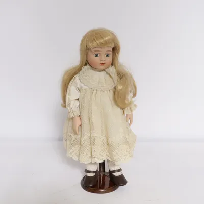 Porslinsdocka (Beige)