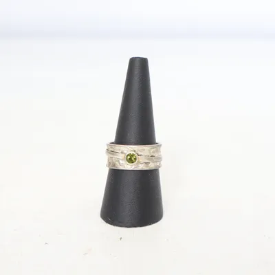 Ring (Silverfärgad) Okänd metall