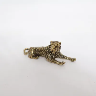 Figurine (Gold)