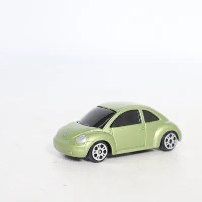 Toy car (New Beetle) from Maisto
