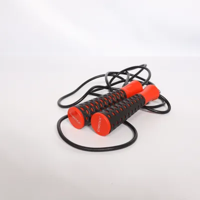 Corde à sauter (Noir, Rouge) de Gymstick
