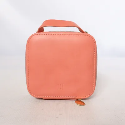 Vanity bag (Pink) from Hera