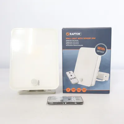 Lampe extérieure (Wall Light With Sensor) de Raptor