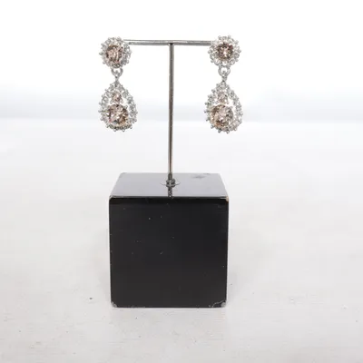 Örhängen (Silverfärgad, Beige) från Lily and Rose Okänd metall