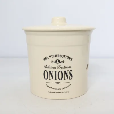 Can (Onions) from Butlers