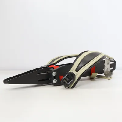 Touring skates (Black, Red, Beige) from Skyllermarks