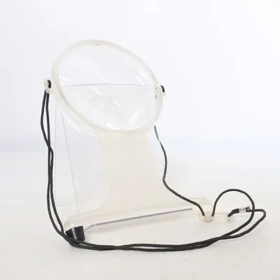Magnifying glass from Balloon