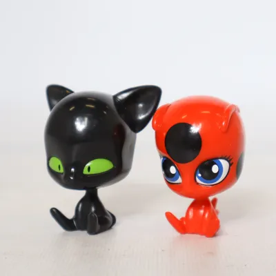 Toy figurine (Miraculous) from Bandai