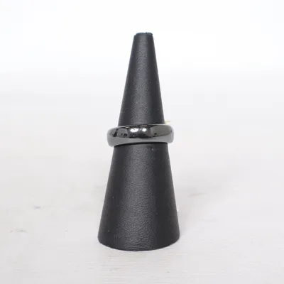 Ring (Svart) från Raj 108 Glas