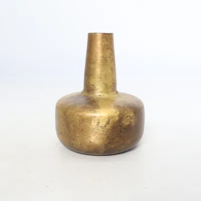 Vase (Or) de A.B. Stronshaga
