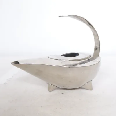 Tekanna (Bodum NAOKO CARSTEN JÖRGENSEN tekanna ) från Bodum