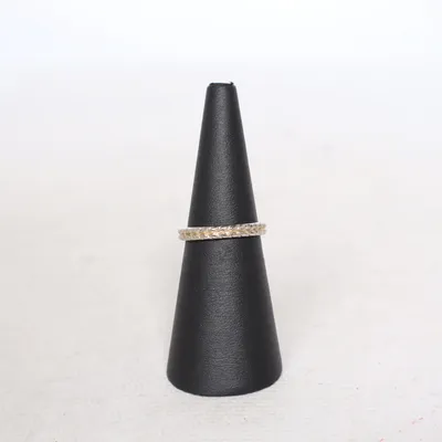 Ring (Silverfärgad) Okänd metall