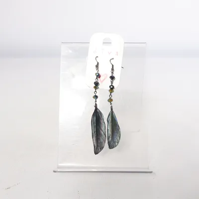 Earrings (Black, Blue) from Diva Unknown metal