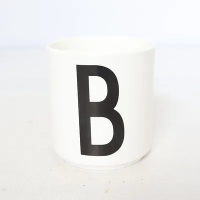 Mok (Arne Jacobsen) van Design Letters