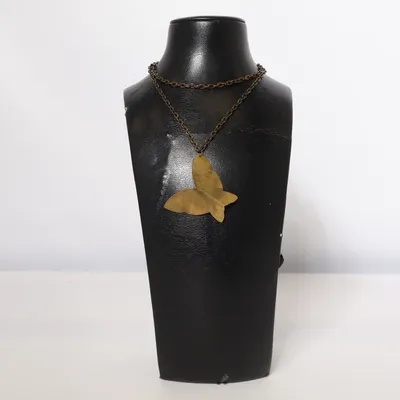 Halsband (Guldfärgad) från Carolina Gynning Design Okänd metall