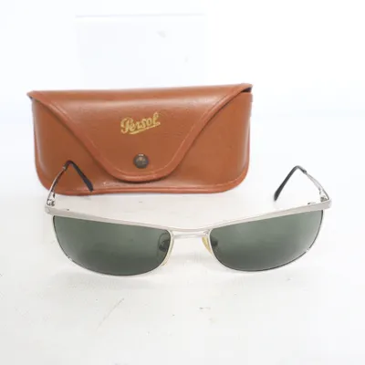 Solglasögon (Silverfärgad) från Persol