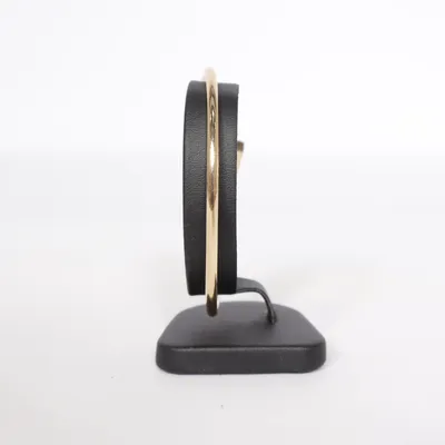 Armring (Guldfärgad) Okänd metall
