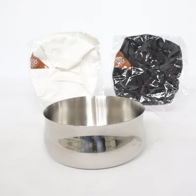 Skål (Silverfärgad) från Erik Bagger