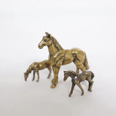 Beeldje (Goud)