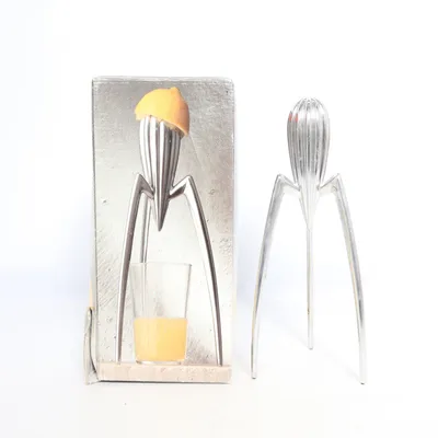 Presse-agrumes (Juicy Salif) de Alessi