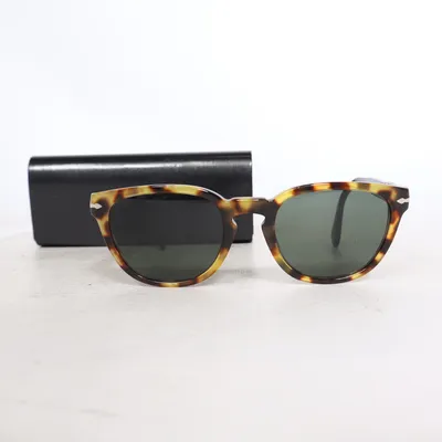 Solglasögon (Brun) från Persol