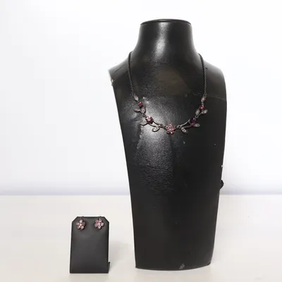 Sieradenset (Lila, Zwart) Onbekend materiaal