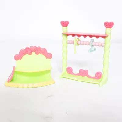 Play furniture (Green, Multicolored) from Hasbro