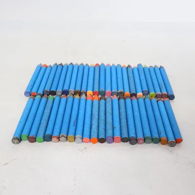 Wachsmalstifte (Blau, Mehrfarbig) von Kärnan