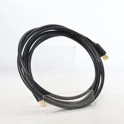 USB-Kabel von Amazon Basics