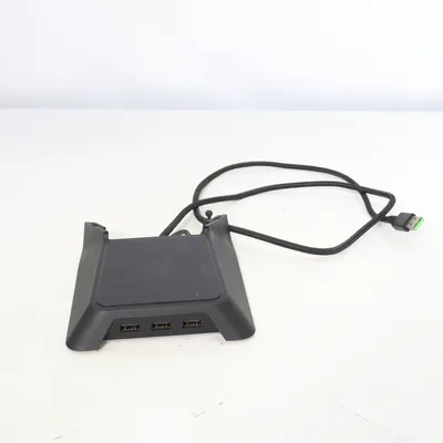 Dockingstation (Base Station Chroma) fra Razer