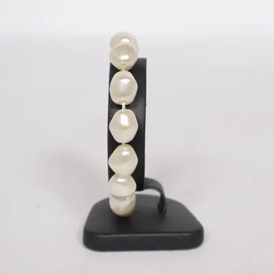 Armband (Vit) Okänd metall