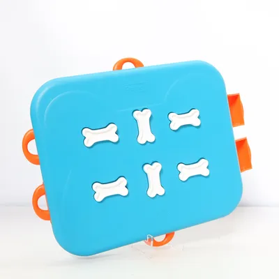 Jouet pour chien (Bleu, Orange, Blanc) de Nina Ottosson