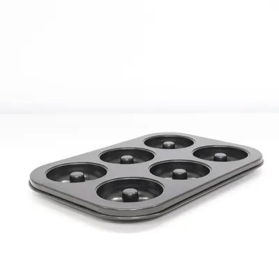 Muffin molds (Black) from Crofton