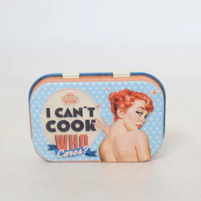 Boks (I Can't Cook Who Cares) fra Nostalgic Art