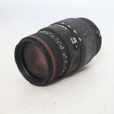 Camera lens (70-300mm 1:4-5.6) from Sigma