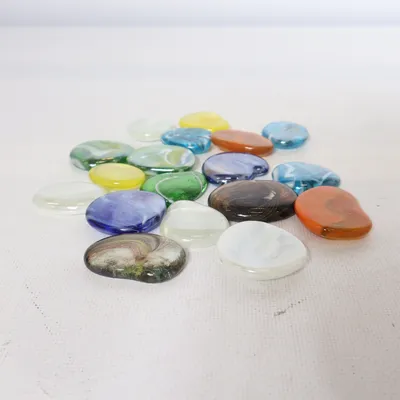 Decorative stones (Multicolored)
