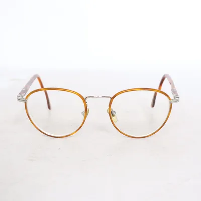 Glasögon (Brun) från Persol