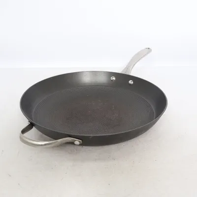 Stekpanna (Svart, Silverfärgad) från Satake